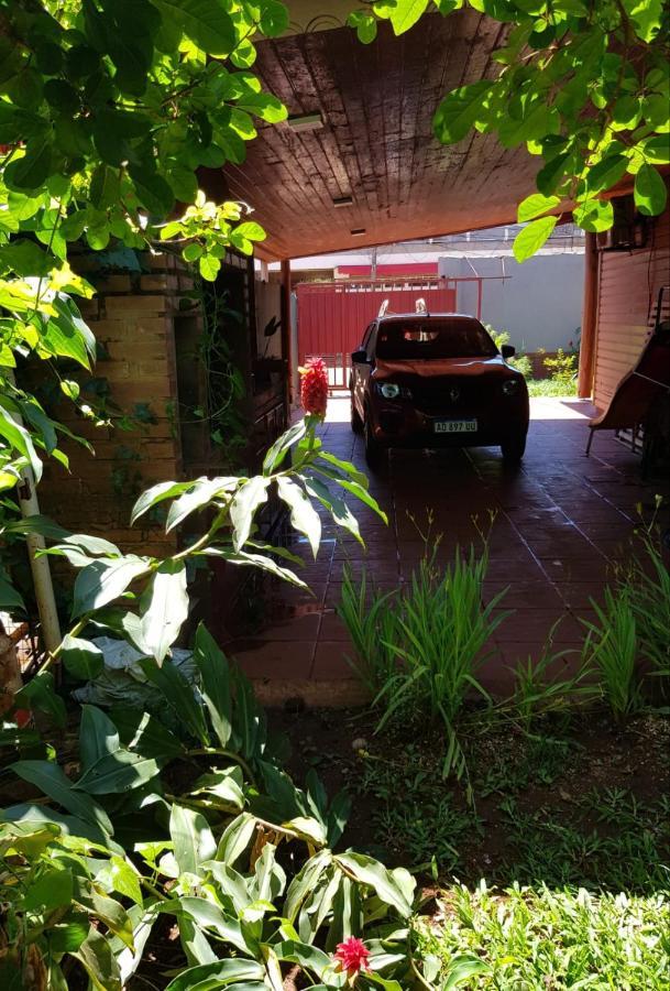 Vivi Iguazu Casa Familiar Villa Puerto Iguazú Buitenkant foto